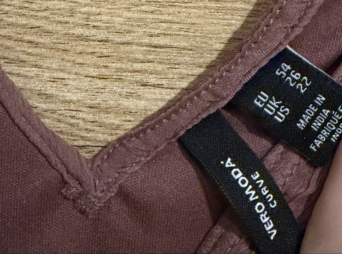 Robes: schönes Wickelkleid – D'occasion à Winikon par nad_vj75 1