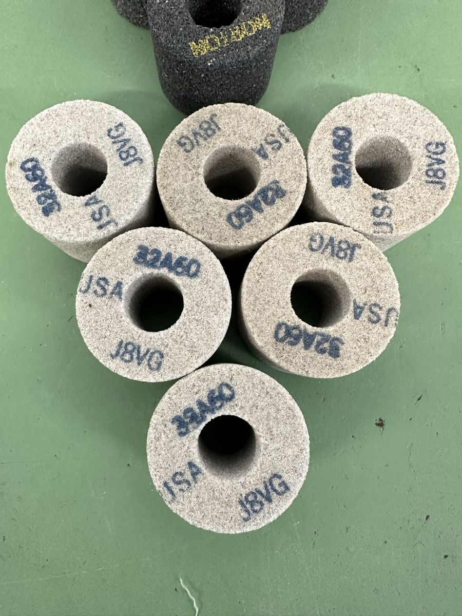 Smerigliatrici & Lucidatrici: Schleifstein, Grinding Stones. – Nuovo (secondo la descrizione) da Aarberg venduto da SNMachines 1