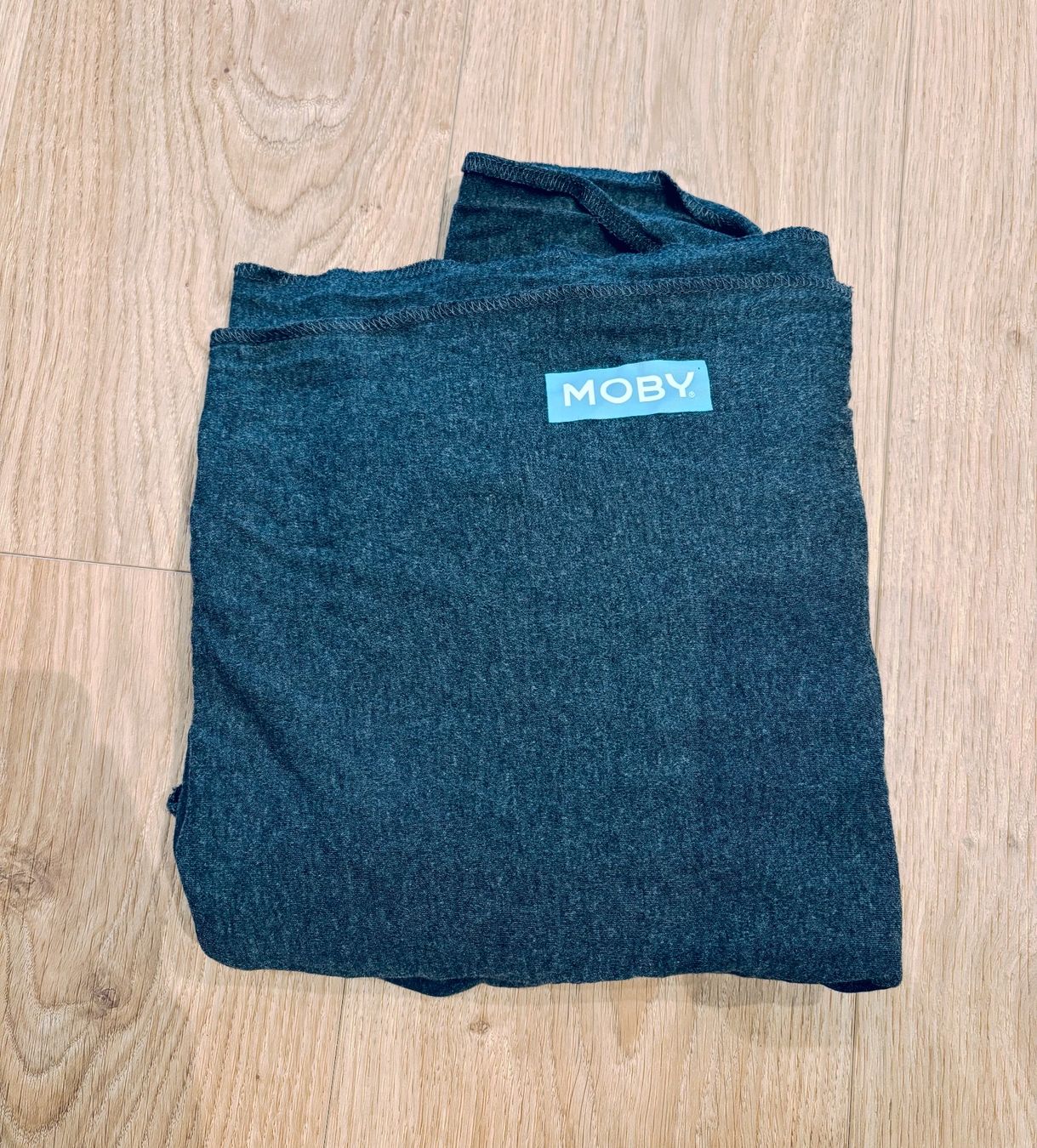 Moby Wrap Porte-bébés ventraux & dorsaux: Moby Evolution Babytragetuch dunkelgrau – D'occasion à Ettingen par MarCross90