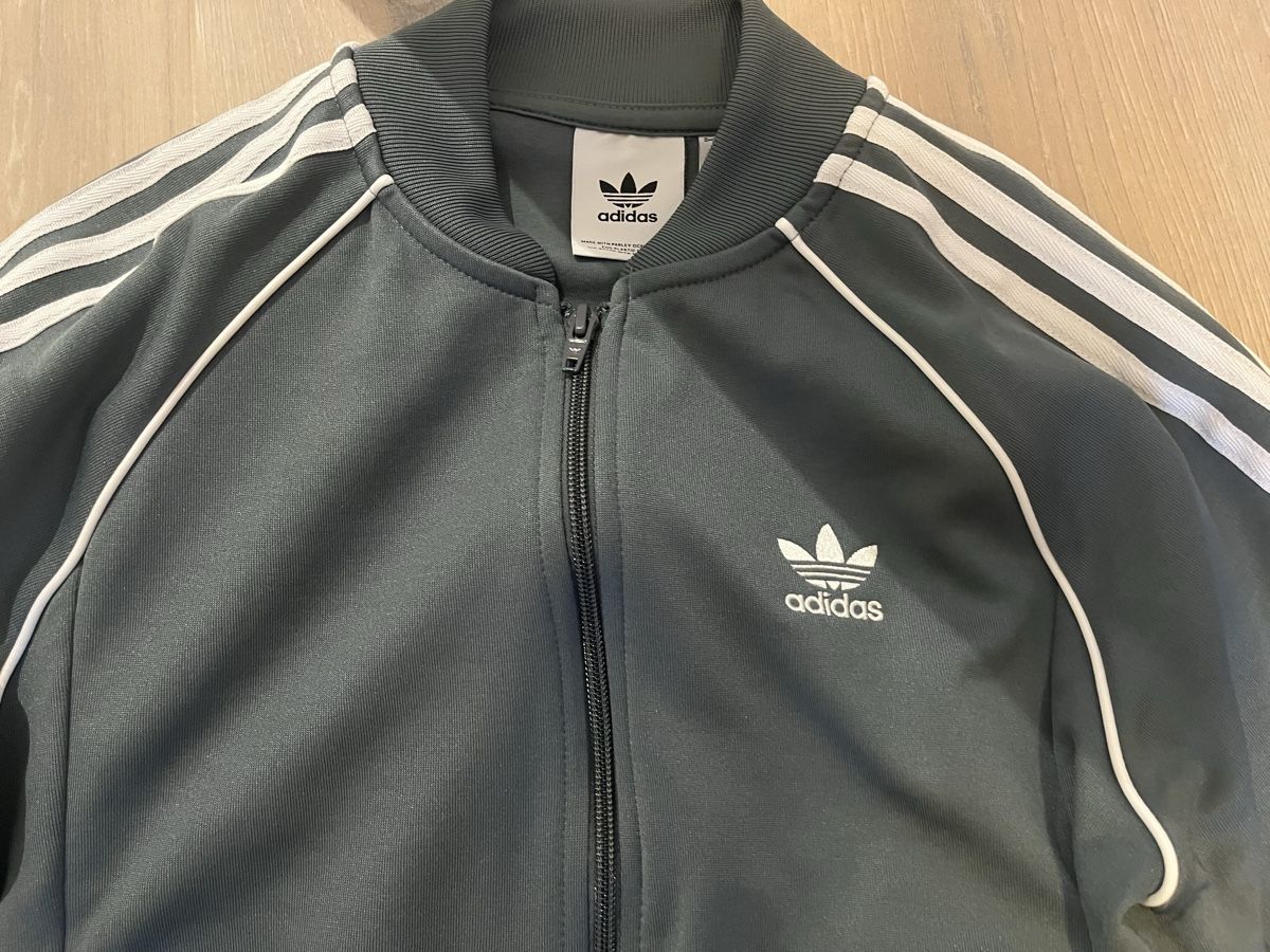 Adidas Giacche: Trainerjacke Adidas anthrazit S neu – Nuovo (secondo la descrizione) da Birrwil venduto da vanyboo 1