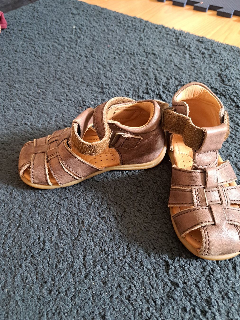 Bisgaard Chaussures garçon: Barfuss-Sandalen Gr 24 – D'occasion à Zürich par tam_5gjb