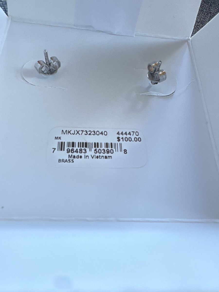 Michael Kors Ohrringe & -stecker: Michael Kors Ohrstecker, MK, Zirkonia, Silber – Neu und originalverpackt aus Vezia von sidu03 2