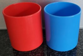 2 Becher (Zahnspül-, Znüni-, Wander-) Kunststoff