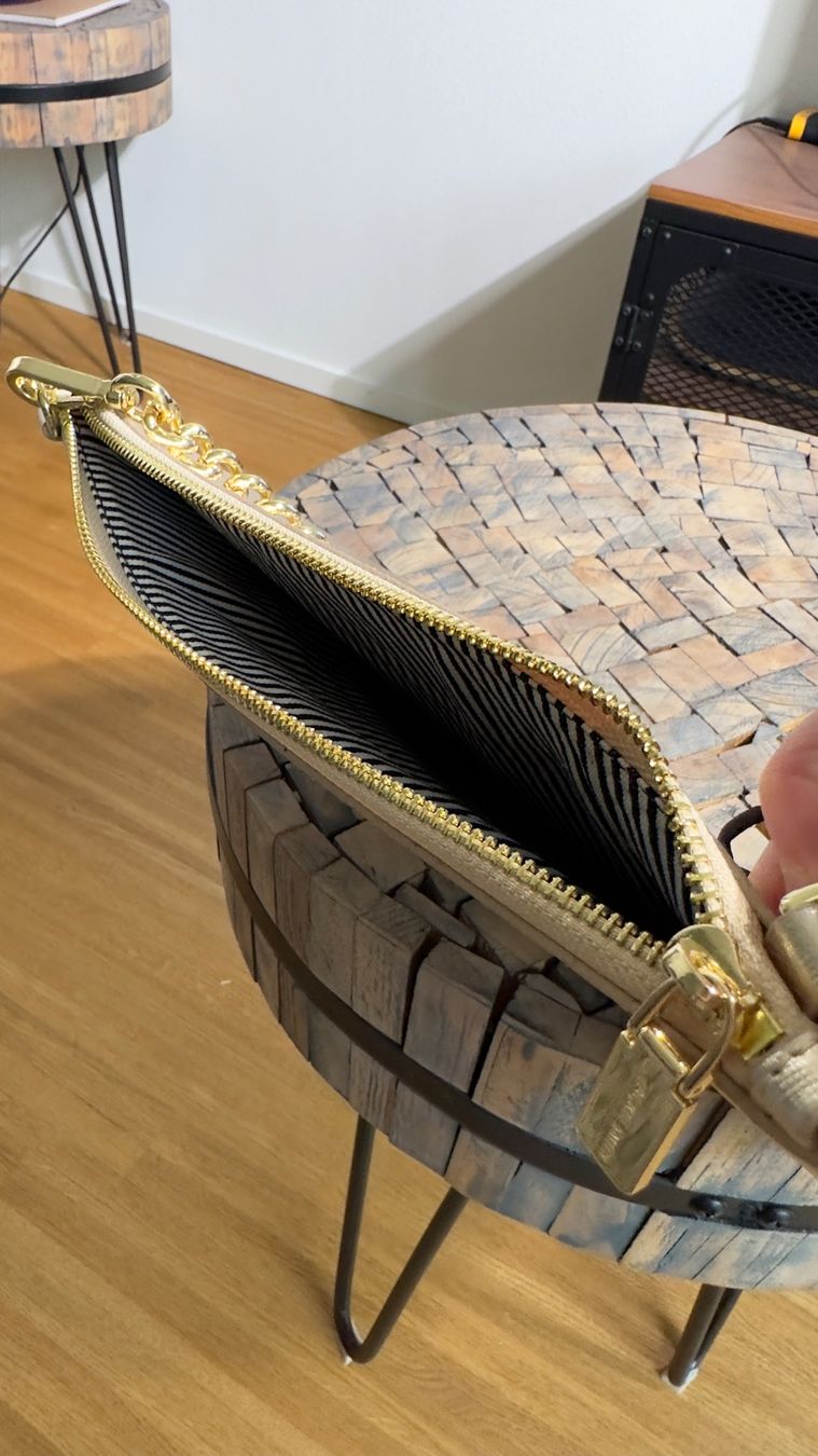 Taschen für Damen: Chic  Women Handtasche von Jackie Smith – Gebraucht aus Adliswil von RicPro 7