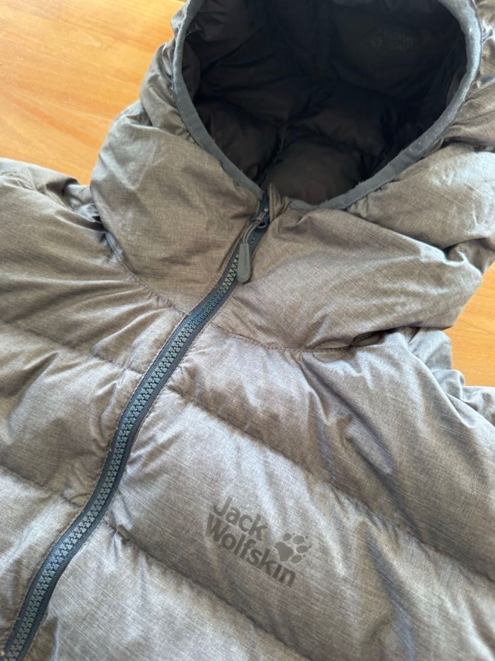 Jack Wolfskin Vestes: Jack Wolfskin Down Jacket Stormlock High Quality - L – D'occasion à Beggingen par sltz82 1