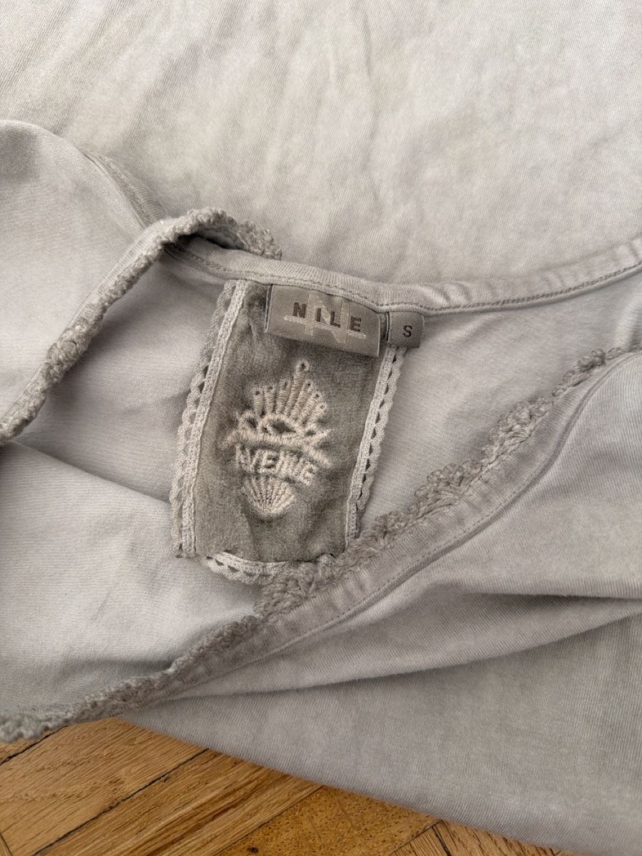Nile Top: Top gris NILE  – Usato da Le Locle venduto da Mayd_h 2