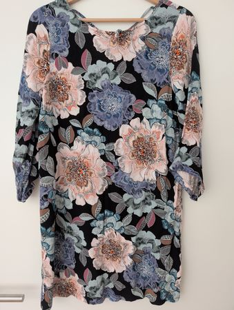 Kleid Grösse S