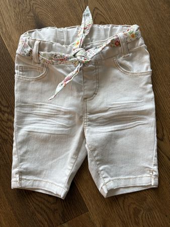 Süesse Sommer Shorts, H&M, Gr. 74, mit Blumengürtel,