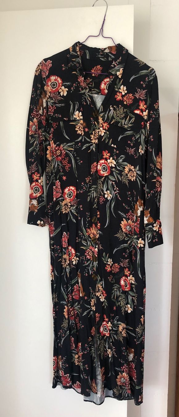 Mavi Vestiti: Mavi Sommer Kleid, Grösse M, Blumenmuster – Nuovo (secondo la descrizione) da Münchenbuchsee venduto da ryros
