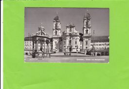 Einsiedeln-Kloster-belebt