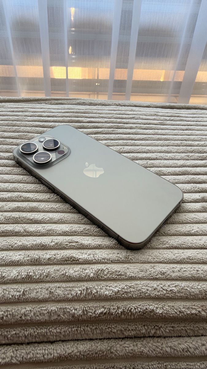Apple Portables: iPhone 15 Pro 256 GB – Neuf (Voir description) à Hinwil par norisenya 4