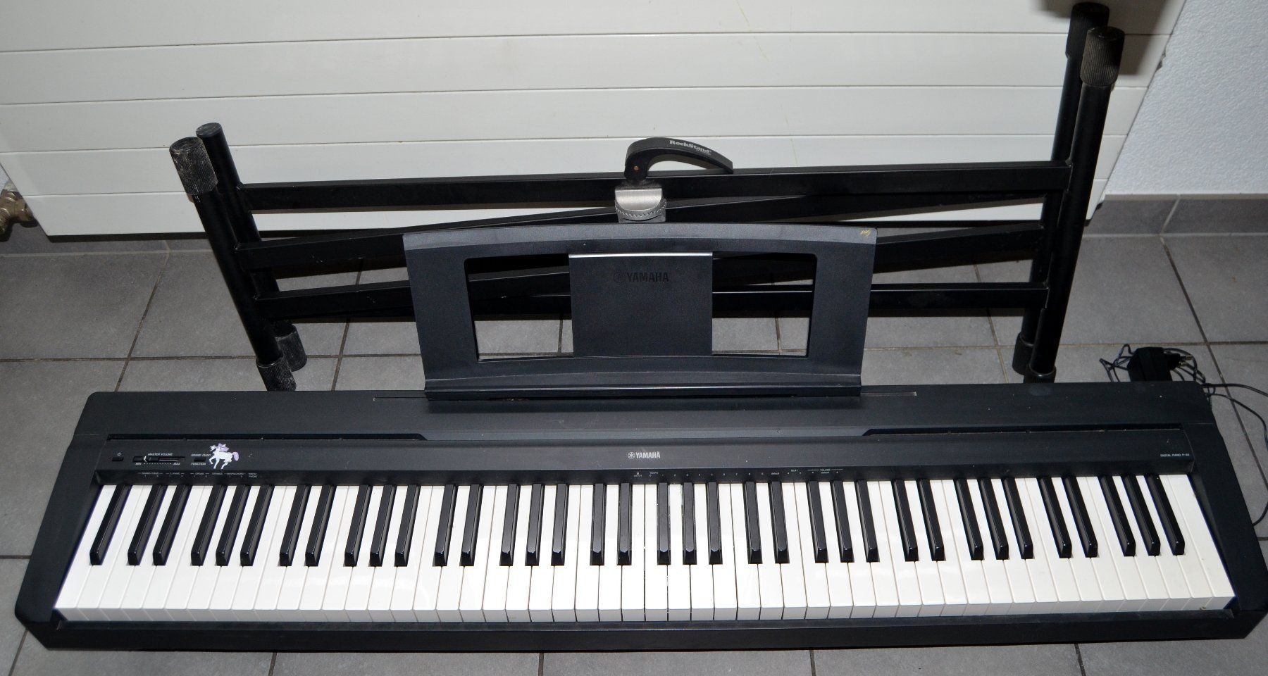 Yamaha Instruments de musique: Yamaha P-45 Digital Piano – D'occasion à Collonges par arashee