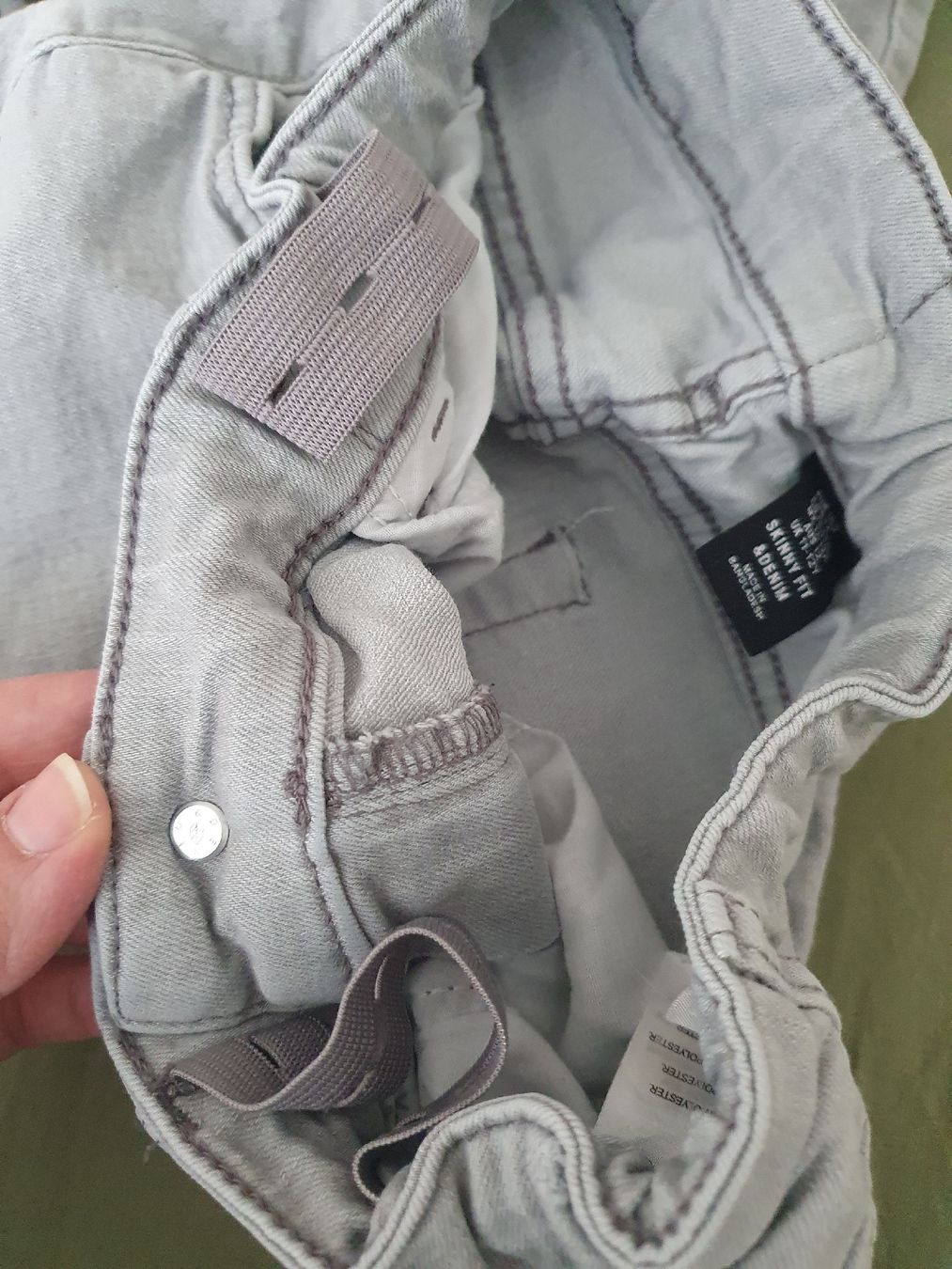 C&A Pantaloni: Skinny Jeans, hellgrau, Gr. 152, H&M, – Nuovo (secondo la descrizione) da St.Gallen venduto da Avena135 3
