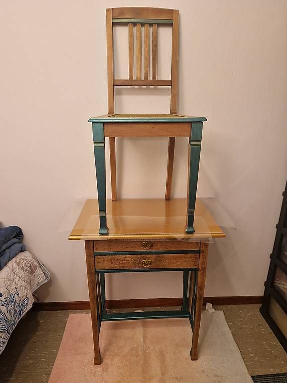 Set di tavolo e panche: Tisch und Stuhl – Usato da Winterthur venduto da Sadega 2