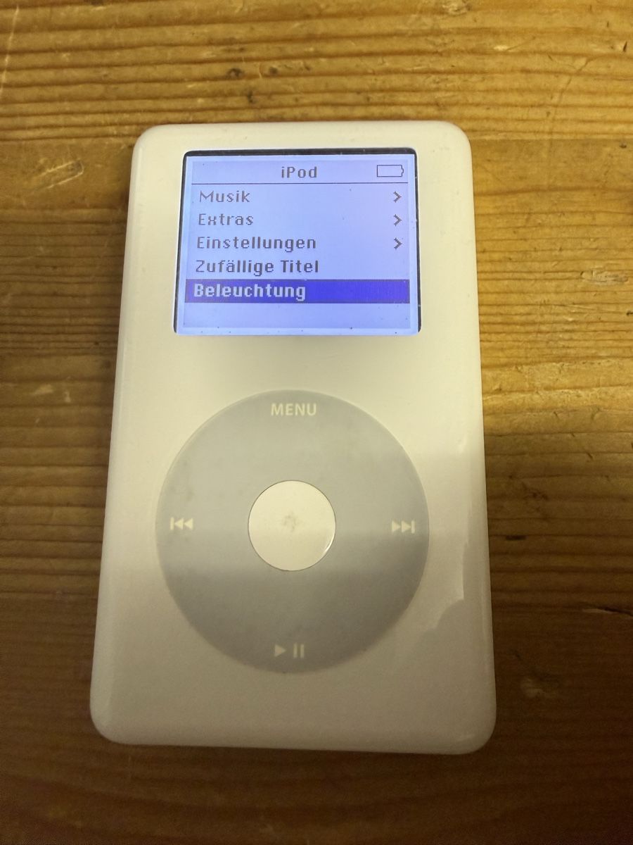 Apple Tragbarer Mediaplayer: iPod mit Click Wheel 20GB A1059 – Gebraucht aus Siebnen von icrservicesolutions 2