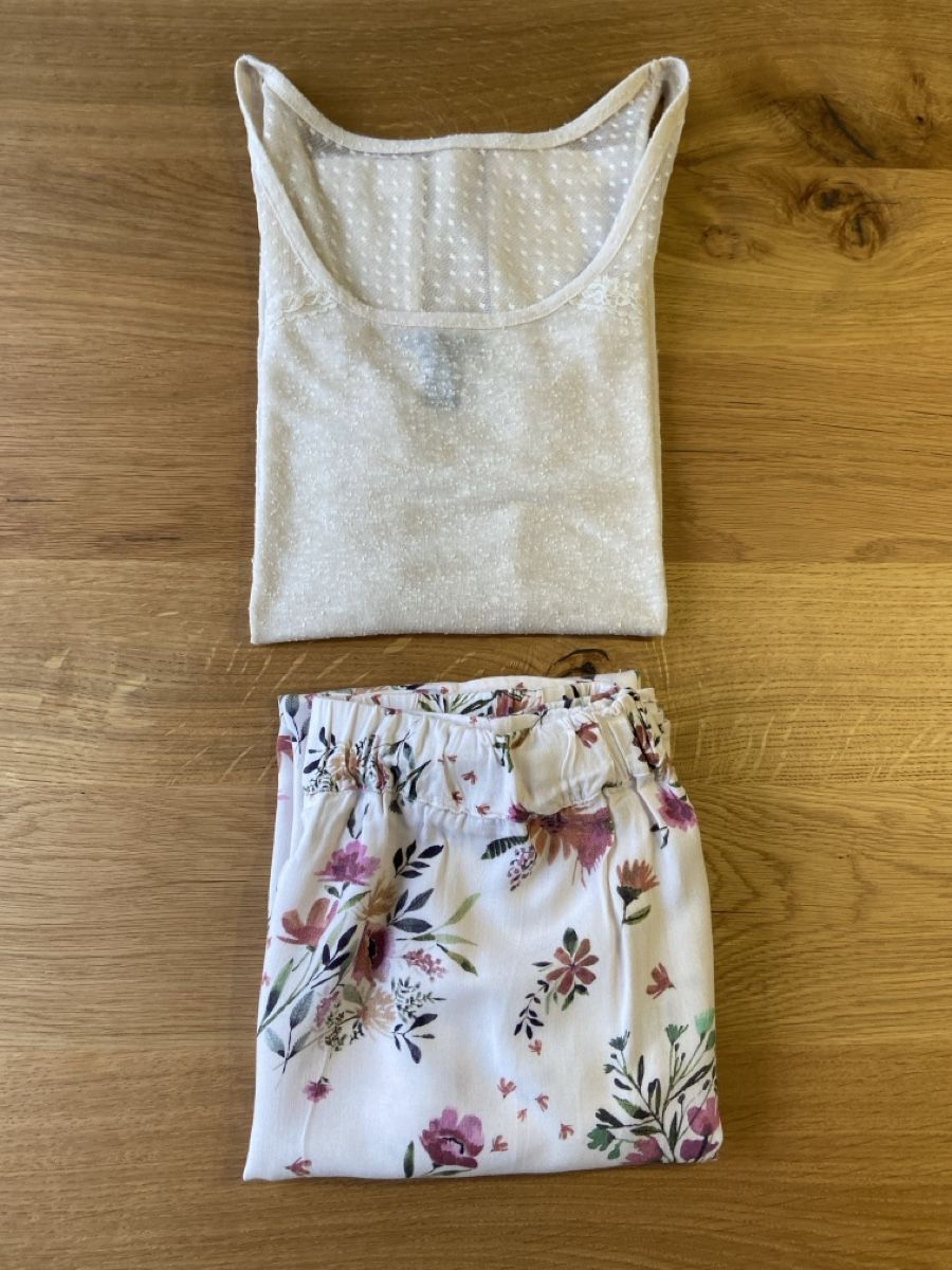 Lotti di vestiti: Maxirock & Shirt Gr.38 – Usato da Arth venduto da ssu_8v2j 5