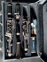 B- Klarinette F.A. Uebel Classic L versilbert mit Eb Klappe