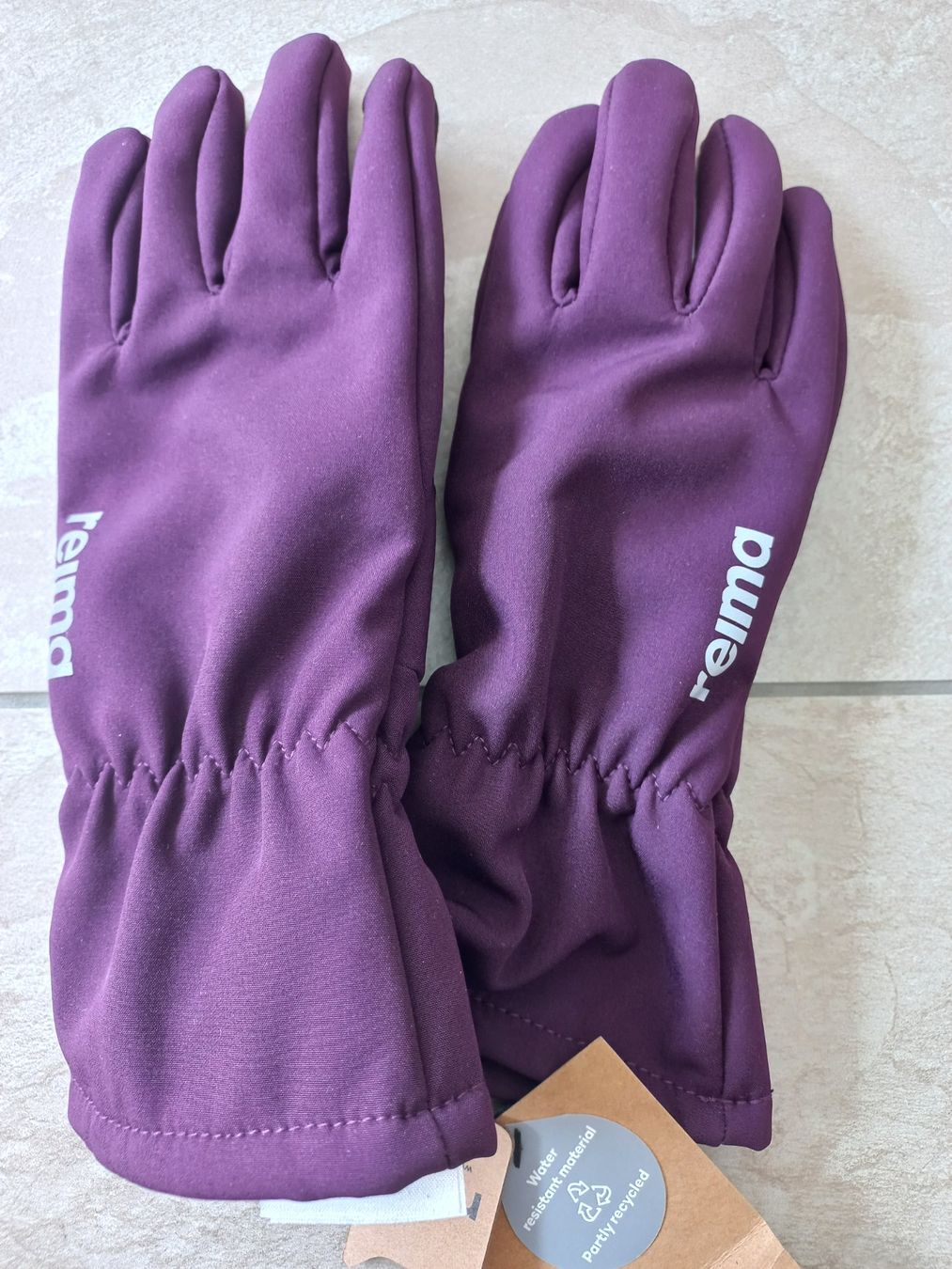 Reima Guanti: Reima Tehden Softshell-Handschuhe, neu – Nuovo e nell'imballaggio originale da Unterlangenegg venduto da get-it-now