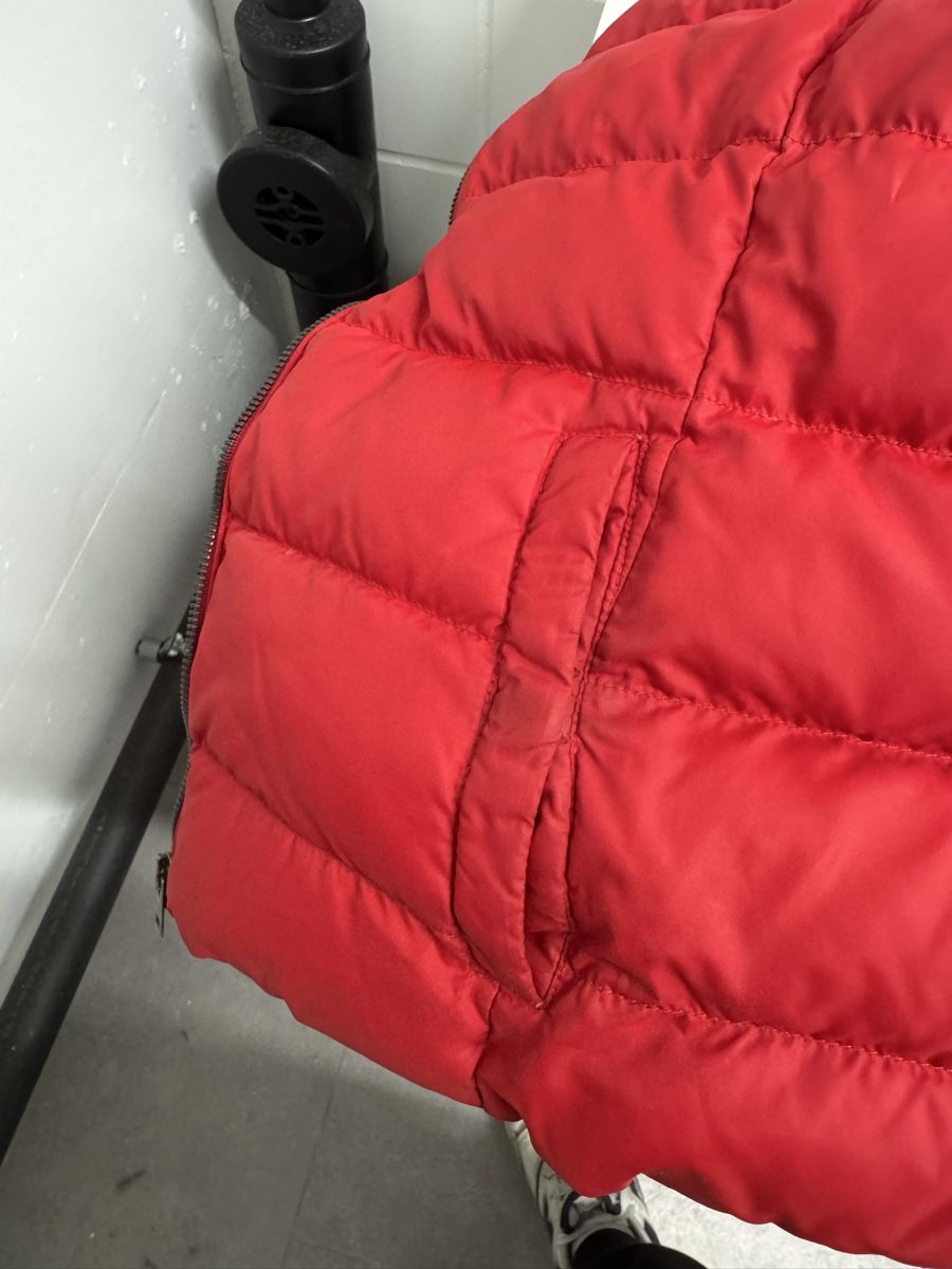 Tommy Hilfiger Giacche: Tommy Hilfiger Daunenjacke Grösse 176/S – Usato da Muttenz venduto da Mirc99 3