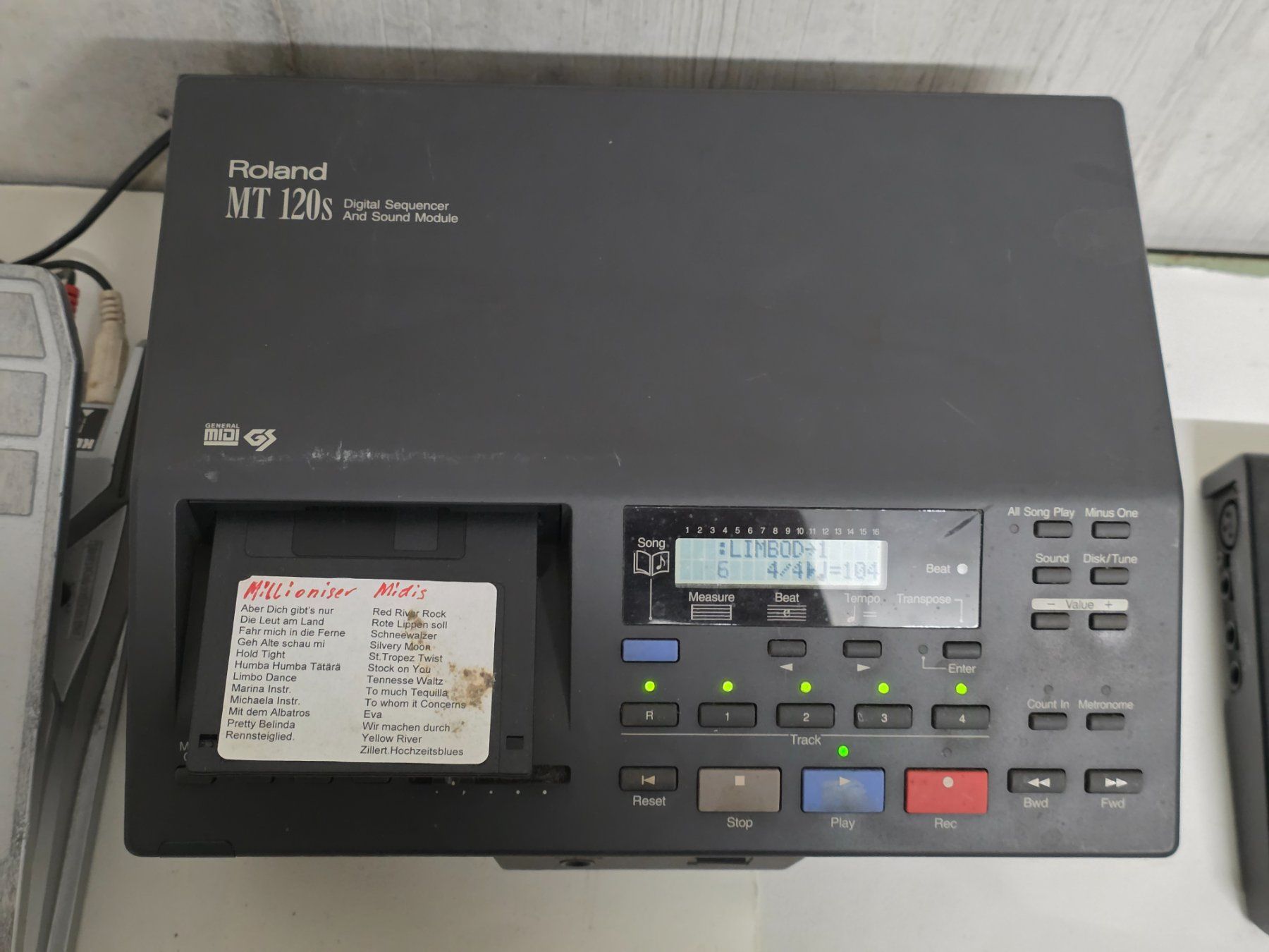Korg Musikinstrumente: Roland MT 120s Digital Sequencer, KORG ih Interactive Vocal – Gebraucht aus Dietikon von Flohmiwelt 2