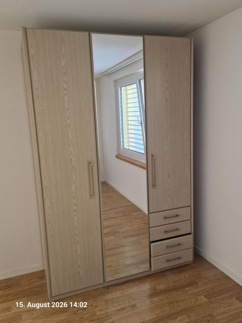 Armoires: Schrank – D'occasion à Ballwil par Dachspatz