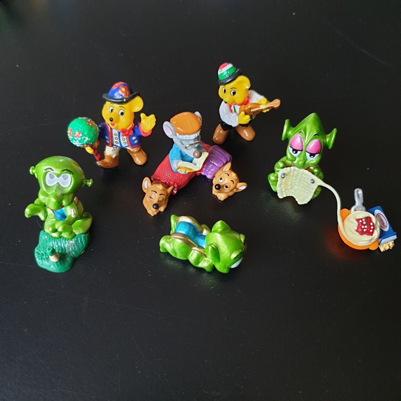 Figurines: Ü-Eier Figuren gemischt Rare – D'occasion à Urnäsch par Nakamotix
