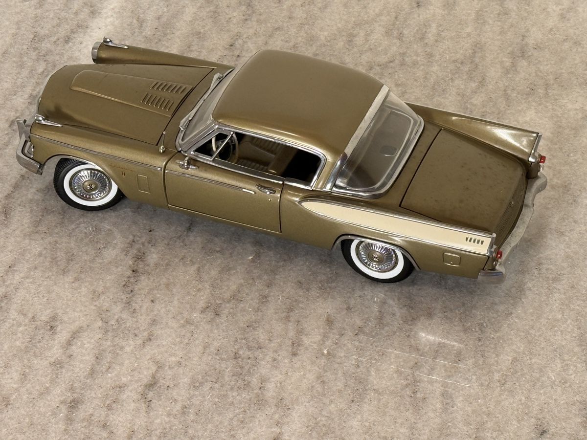 Modellini d'auto: Studebaker Golden Hawk 1958 – Usato da Burgdorf venduto da Jvan07