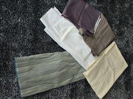 Diverse Stoffreste, ideal zum Basteln und Nähen