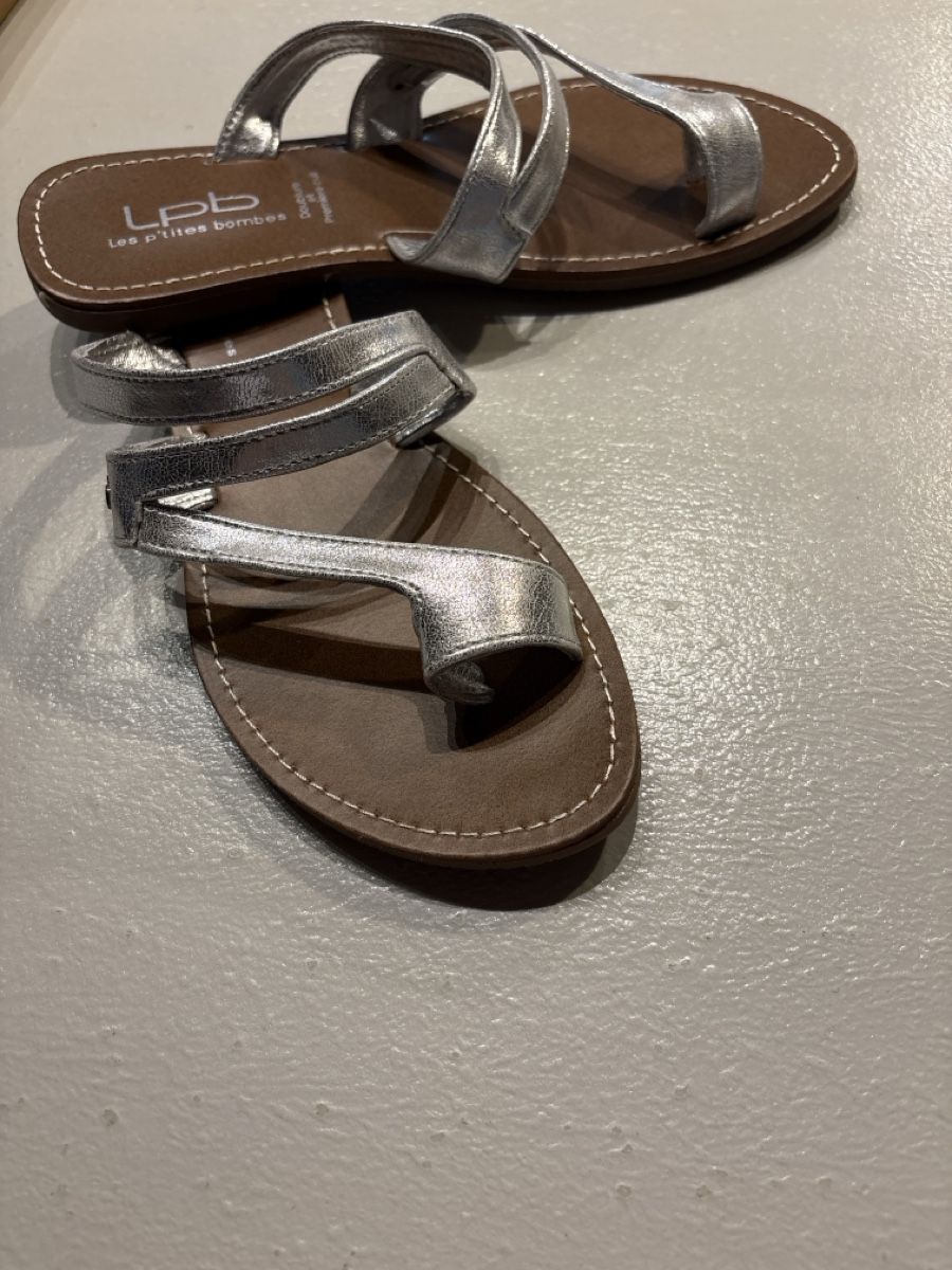 Scarpe da donna: Tongue – Nuovo (secondo la descrizione) da Uvrier venduto da lou_dhk8