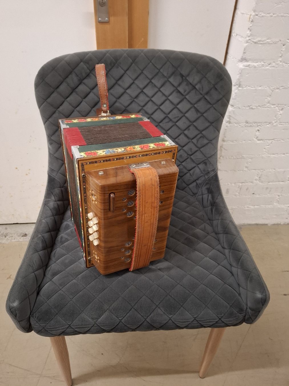 Musikinstrumente: schwyzerorgei – Gebraucht aus Villeneuve von BibiVintage 5
