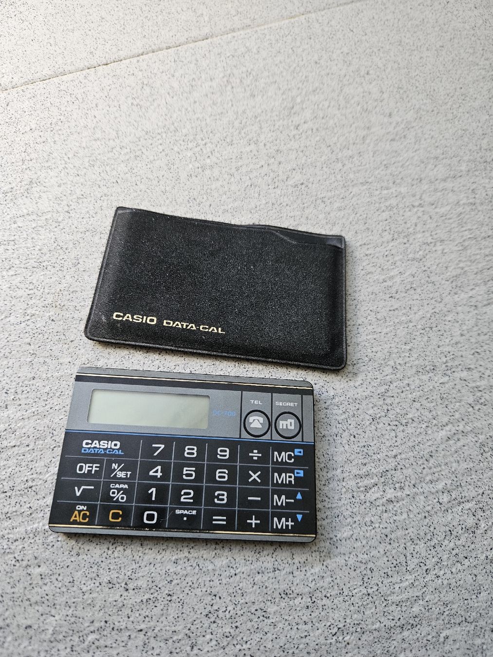 Calculatrice Casio M1 Vintage – Format Poche – Fonctionne – Fabriquée Au Japon