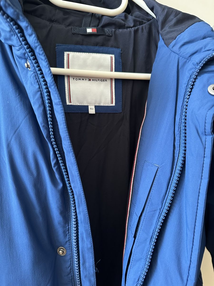 Tommy Hilfiger Giacche & Cappotti: Tommy Hilfiger Daunenjacke Gr. 152 neuw. – Nuovo (secondo la descrizione) da Wetzikon ZH venduto da brandshop 2