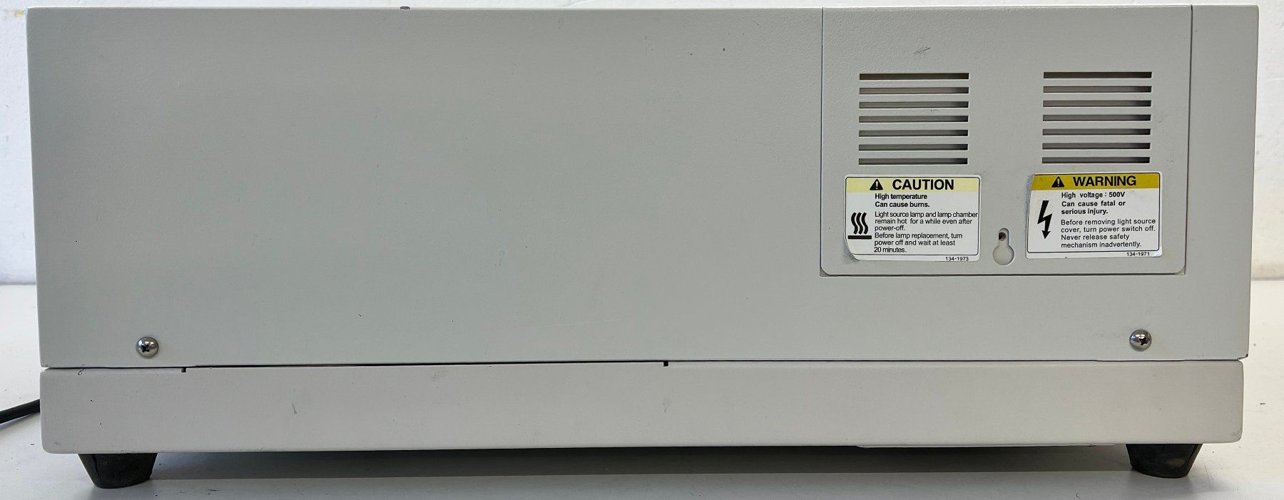 Accessori da laboratorio: Hitachi U-2810 Spektrophotometer mit 5 Cell Changer – Usato da Niederdorf venduto da LeptonAG_Labor 3