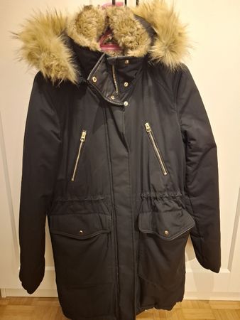 Zara Winterjacke Kunstfell Grösse XS schwarz