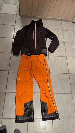 Veste et Pantalon Peak Performance Blacklight, Taille M,