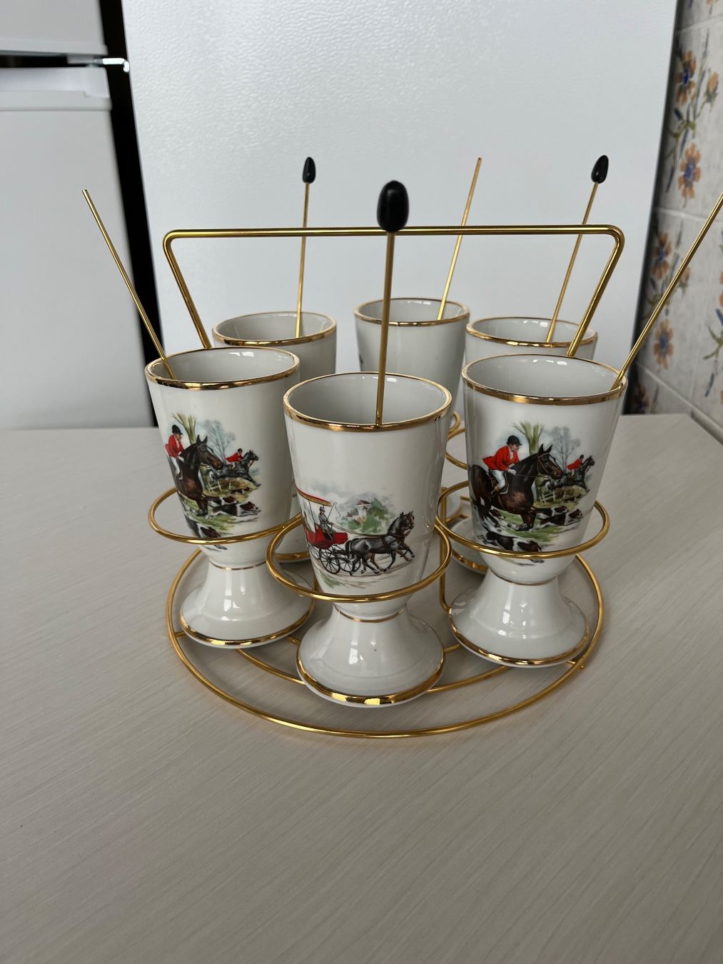 Tazze: Mazagran antiques – Usato da Romanel-s-Lausanne venduto da Galveston