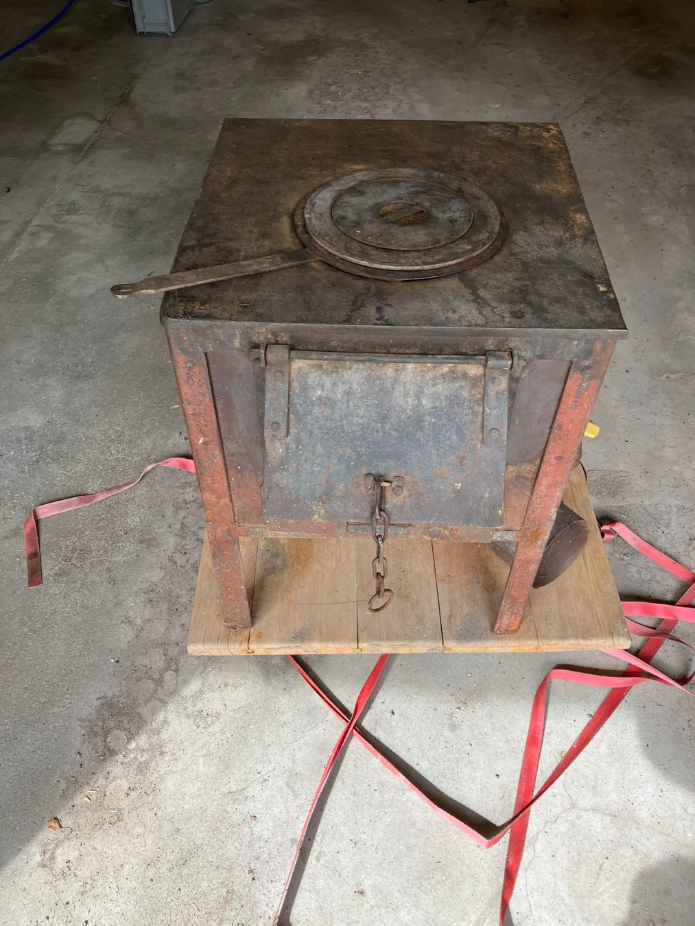 Altri mobili d'antiquariato: Ofen – Usato da Lenk im Simmental venduto da Jrg7410