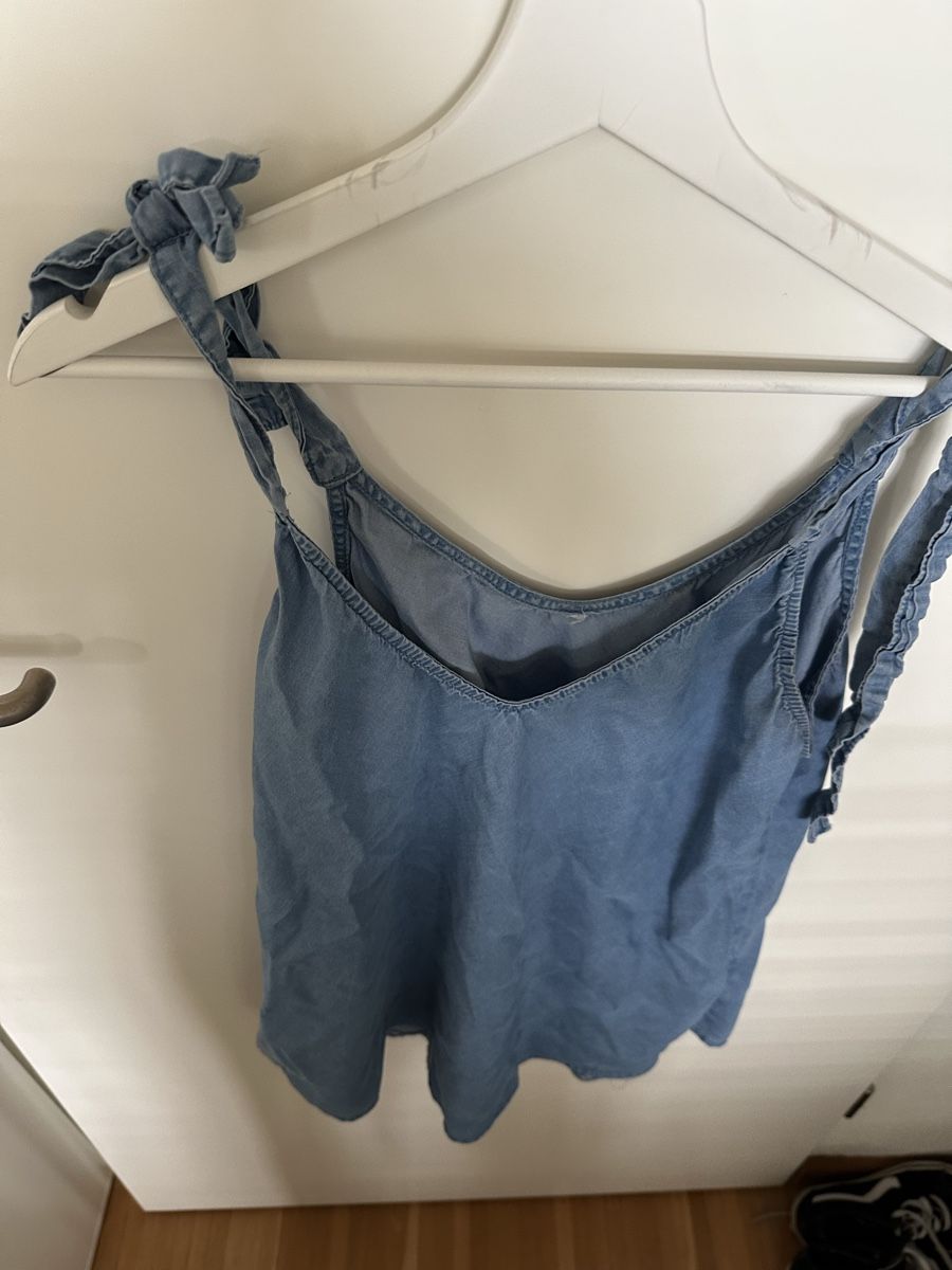 Chemisiers: Sommertop, Jeans, Hellblau, Grösse L-Xl – D'occasion à Reinach BL par Alles_muss_weg00 2