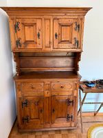 Superbe vaisselier ancien en sapin massif 2 corps