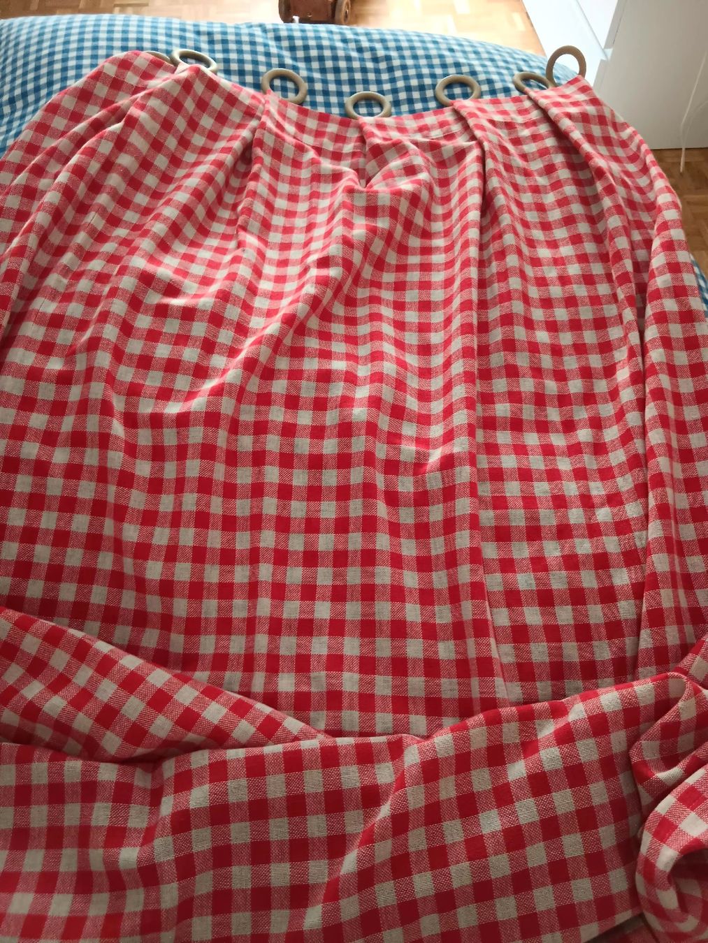 Bettwäsche: karo gardine – Gebraucht aus Ambrì von Maerz87 2