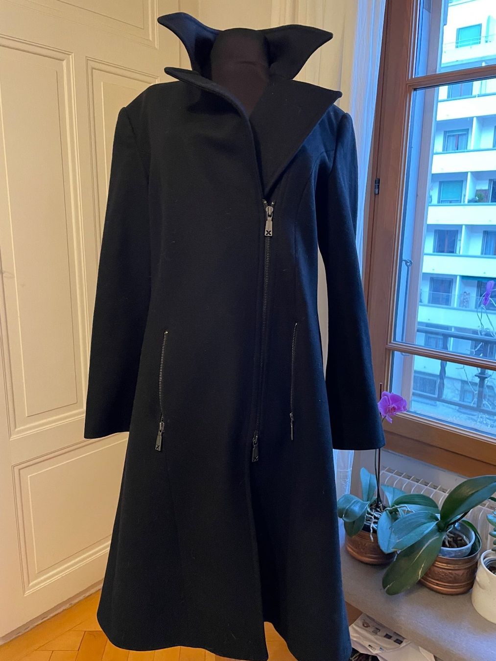 Cappotti: John RICHMOND princess-style wool coat – Usato da Genève venduto da lailas_things