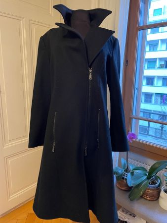 John RICHMOND princess-style wool coat