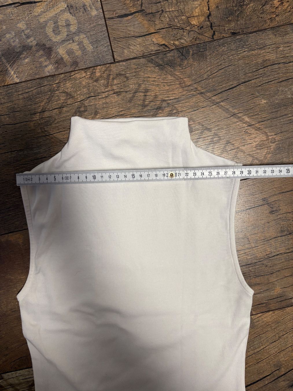 Stradivarius Top: Ärmelloses Stradivarius Top mit Rollkragen M – Usato da Rümlang venduto da svent 5