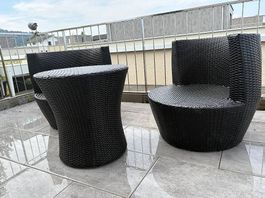 Gartenmöbel Rattansessel mit Tisch Schwarz guter Zustand