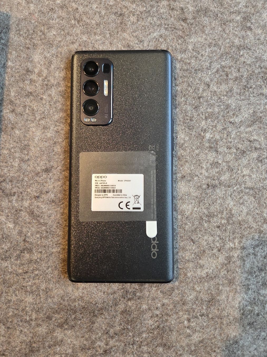 Oppo Telefoni cellulari / Smartphones: Oppo Find X3 Neo 256 GB – Usato da Subingen venduto da a-sebatron 2