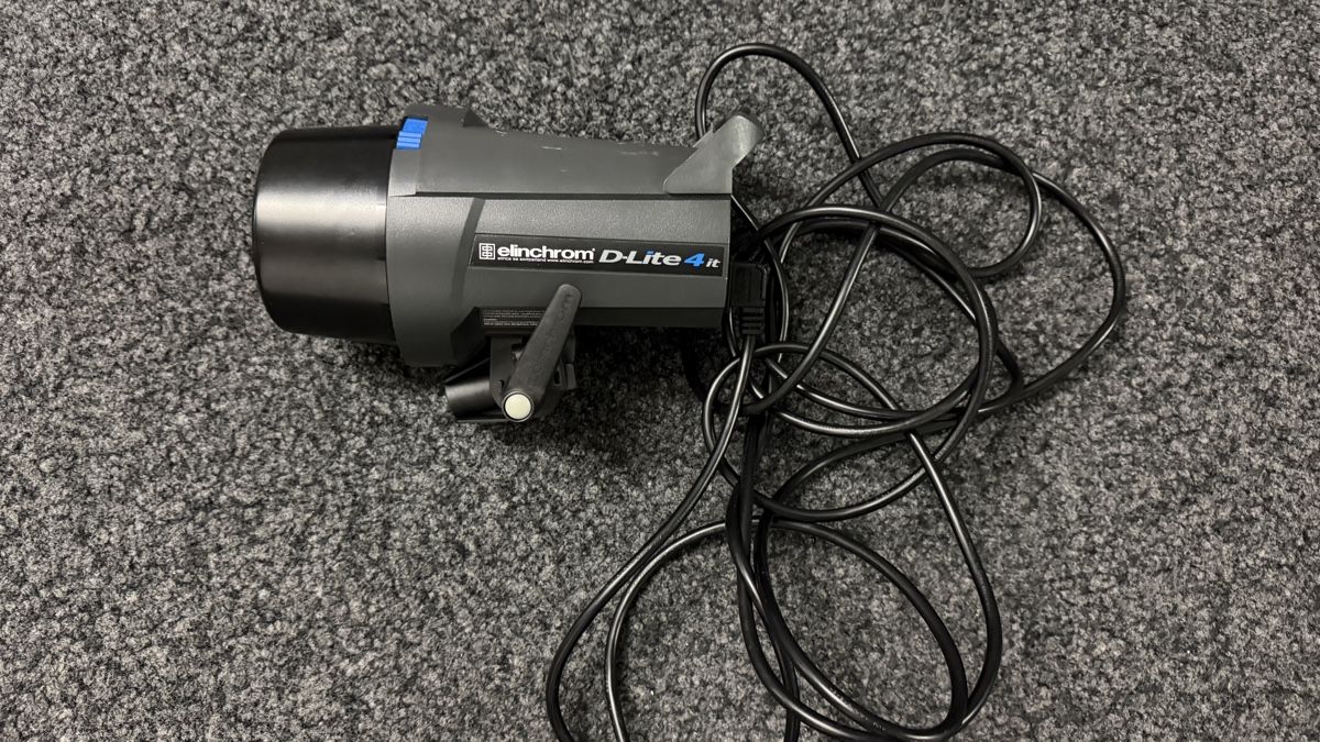 Elinchrom Blitze: Elinchrom D-Lite 4 it Studioblitz - Top Zustand! – Gebraucht aus Thun von BanjoDan