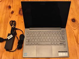 Lenovo Yoga S730 mit Intel i7 16G RAM