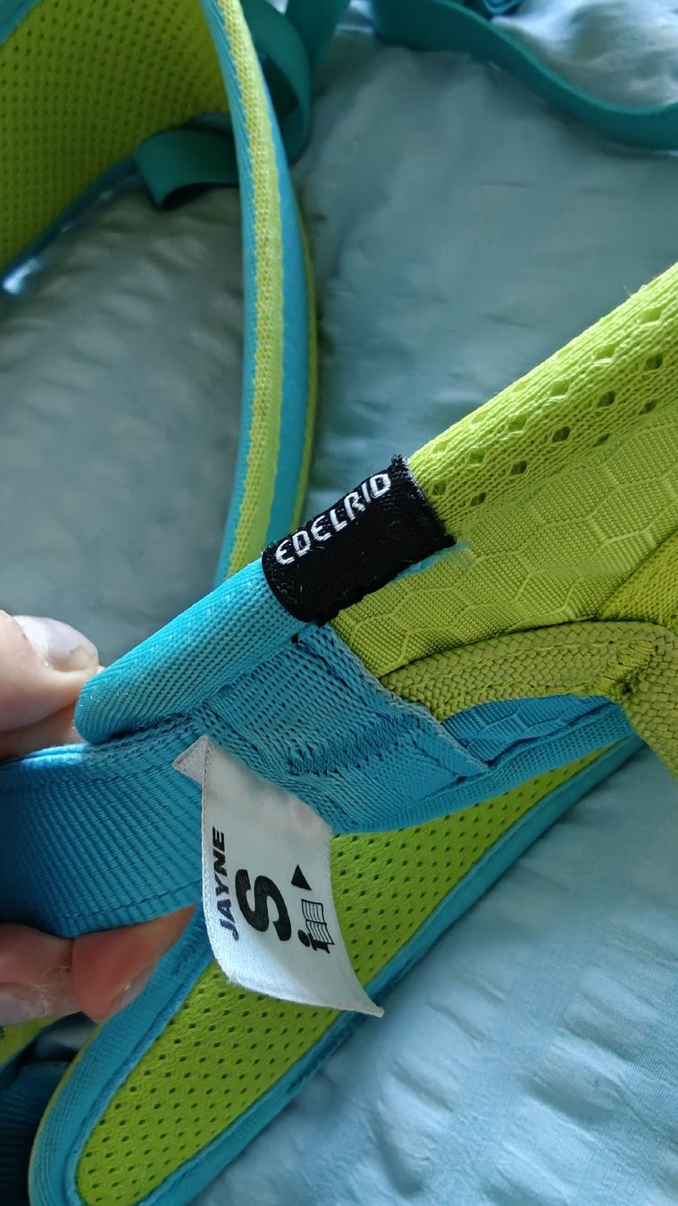Edelrid Kletterausrüstungen: Klettergurt Edelrid S – Gebraucht aus Zürich von jud_qnd8 4