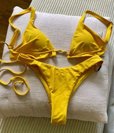 Zaful Bikini Gelb Bademode Beach Hochgeschnitten Gr. S NEU