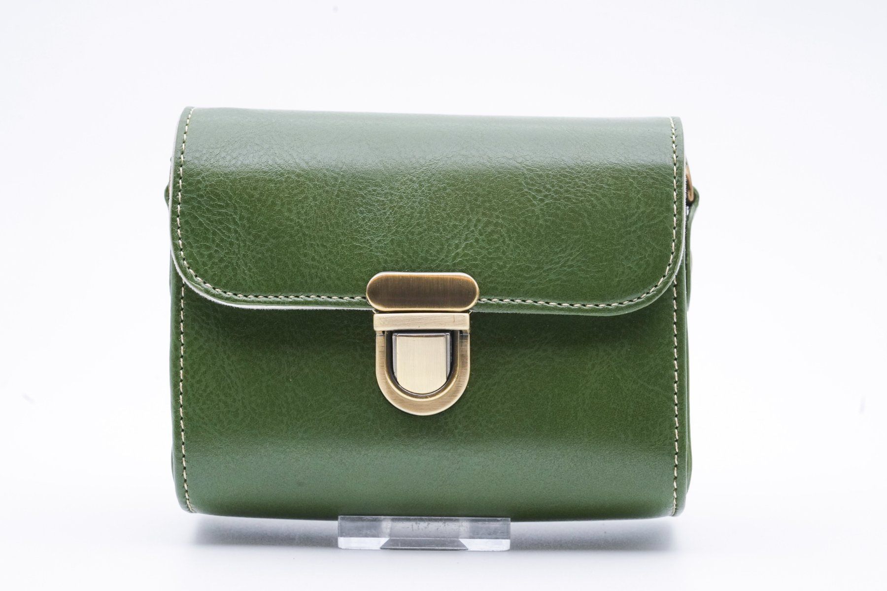 Kamera: Grüne Ledertasche – Gebraucht aus Bern von Shutter-Palace 1
